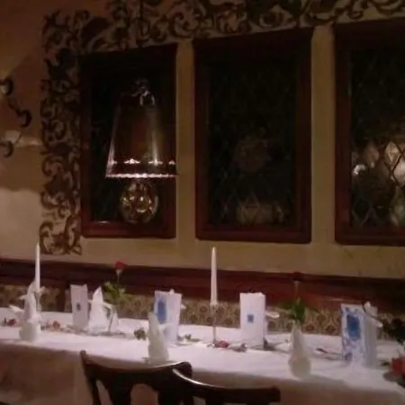 施密特酒店 泽尔布